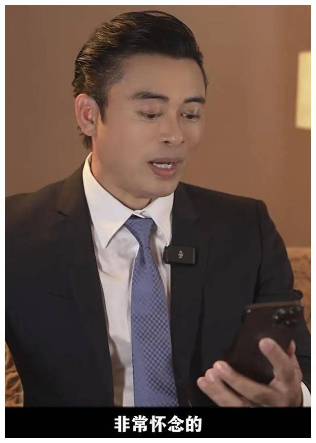和周润发合影的男孩,真是李小龙义子_樊少皇_照片_樊梅