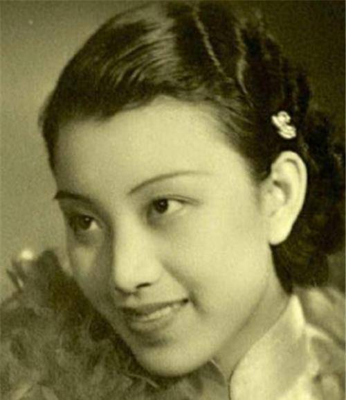 这连吃穿用度都如此的讲究了,作为孔家大小姐的夫婿可不得人中龙凤了