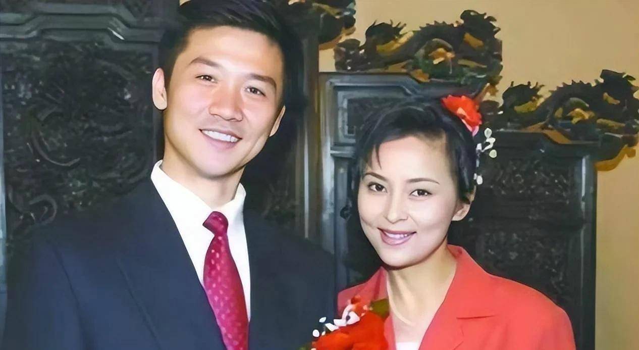 从人人喊骂到全国优秀演员,11年的时间,黄志忠究竟经历了什么?