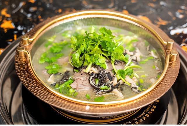 恭喜【乐山苏稽跷脚牛肉】在2024海口市美兰区《舌尖上的美食》中获得