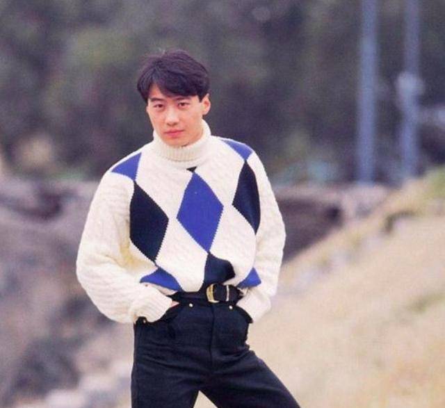 黎明的绯闻女友,确实多达十几位,包括周海媚,周慧敏,金喜善,徐子珊