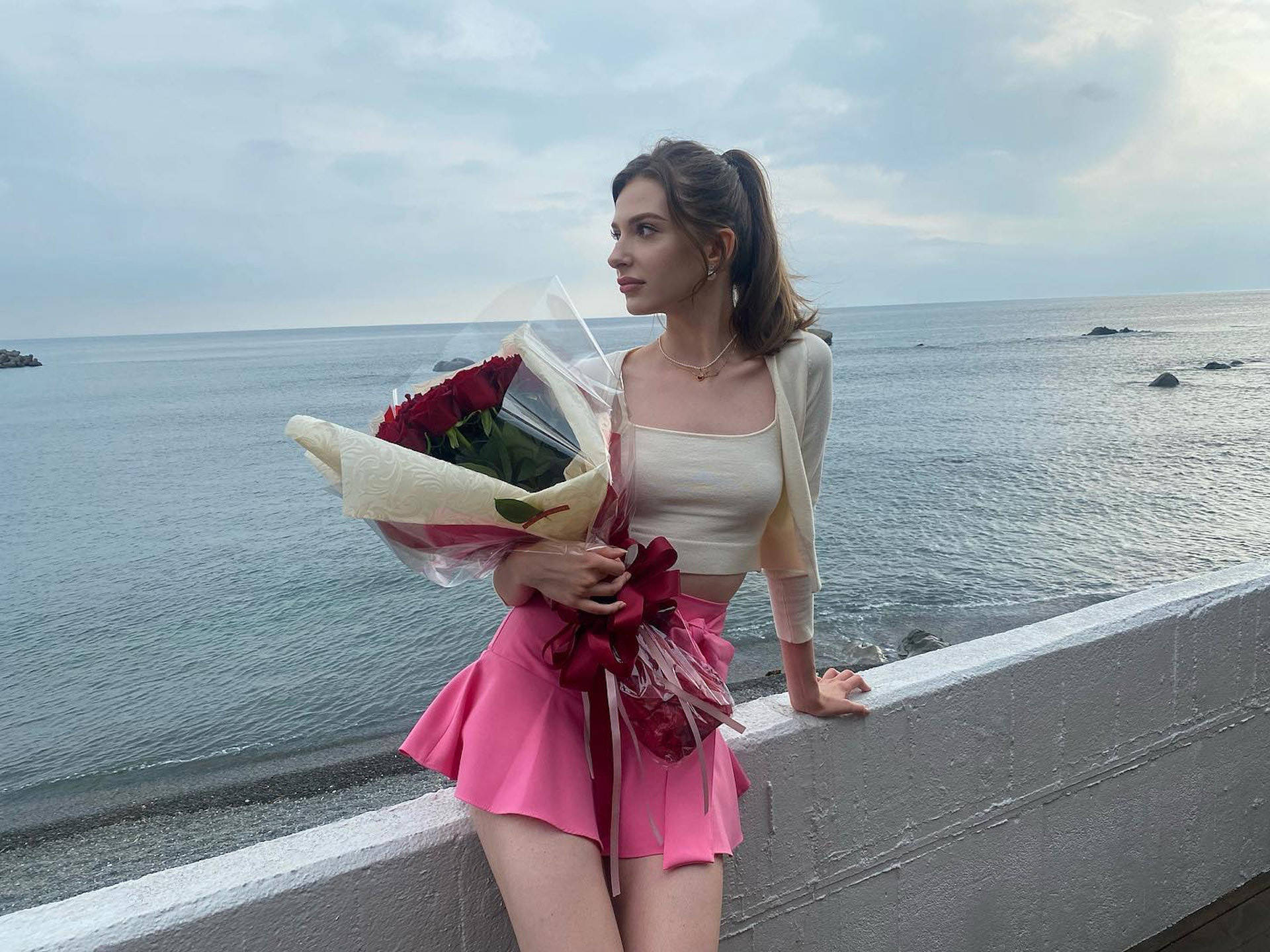 虽然口碑两极分化,但卡罗琳娜的知名度在日本飞速提升,尤其是她凹凸有