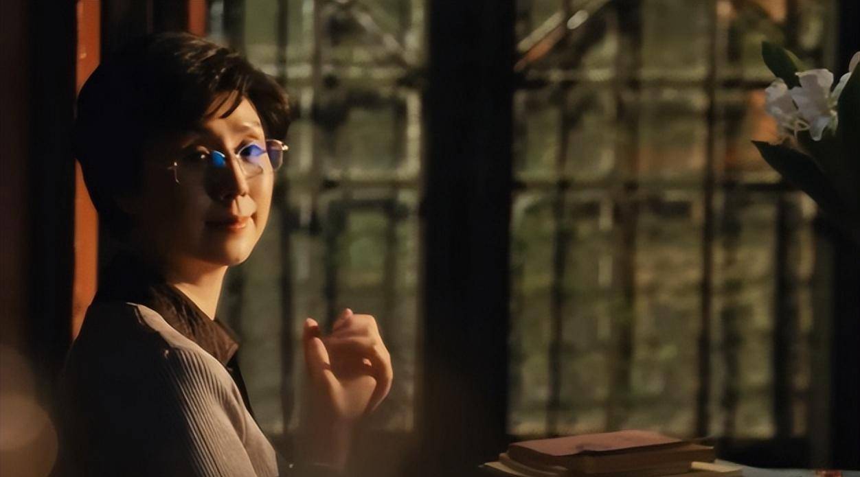 《繁花》揭开李诚儒的遮羞布,一切都有迹可循_史依弘_事业有成_京剧