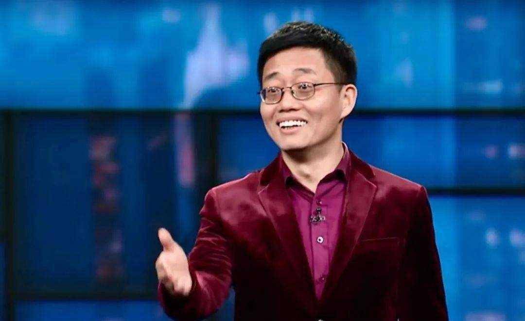 央视主持人黄西:曾拿奥巴马开涮,如今沦为选手被李诞