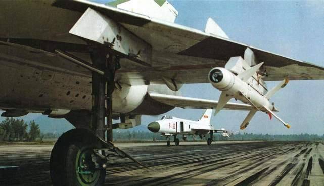 中方技术人员和以色列专家联手分析,最终找到了导致发动机停车的原因