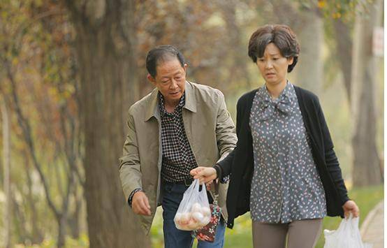 徐帆前任原来是他,我们每个人都认识,难怪冯小刚从不提起_王志文_感情