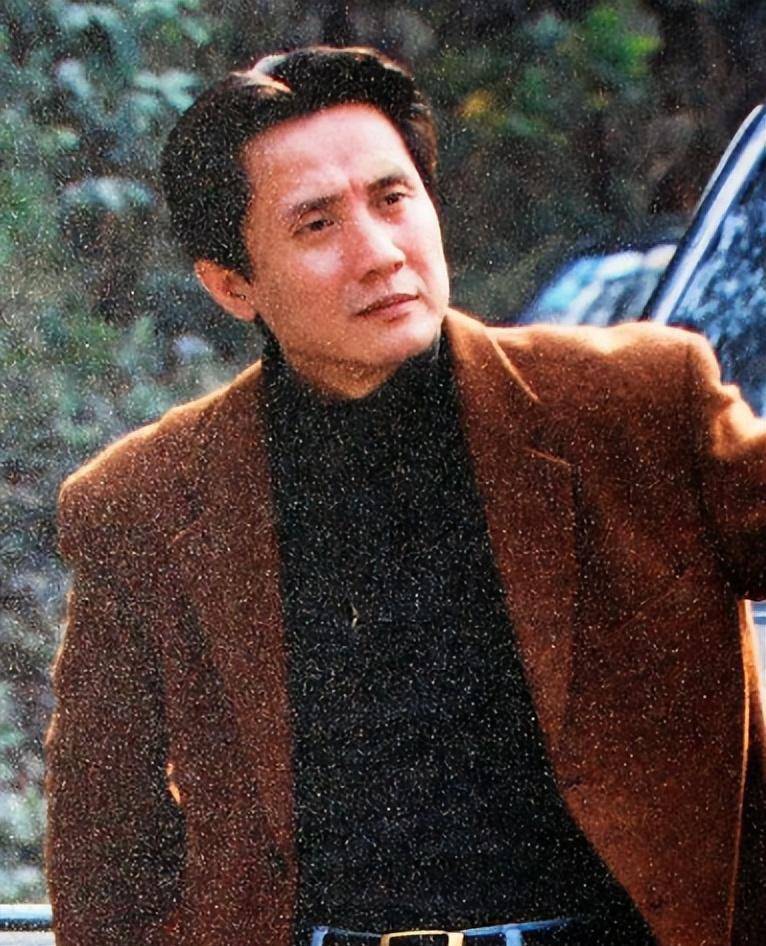 大器晚成张志坚:28岁出道,40岁与妻子北漂,参演《狂飙