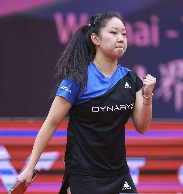 世界冠军遭逆袭,无名小卒击败国乒,女单4强确定_选手_梁夏银_张安