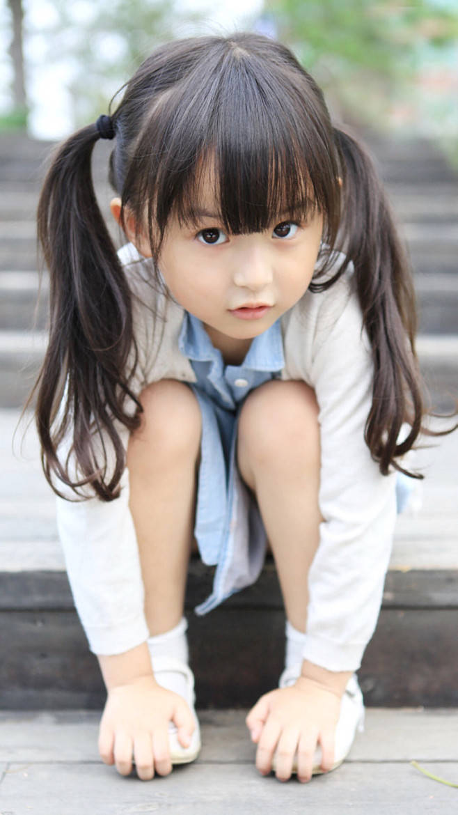 2岁童星刘楚恬出道就年入百万,面容甜美却被禁止整容,如今怎样