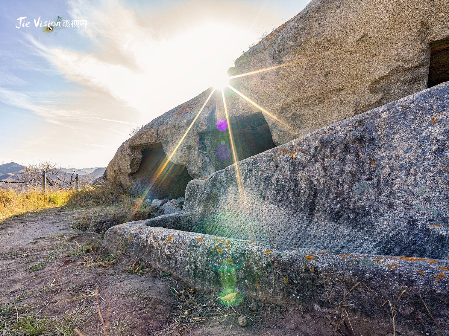 被称为"龙脉之眼"的悬钟山谜团重重 探秘神秘石山 聊历史故事_太原