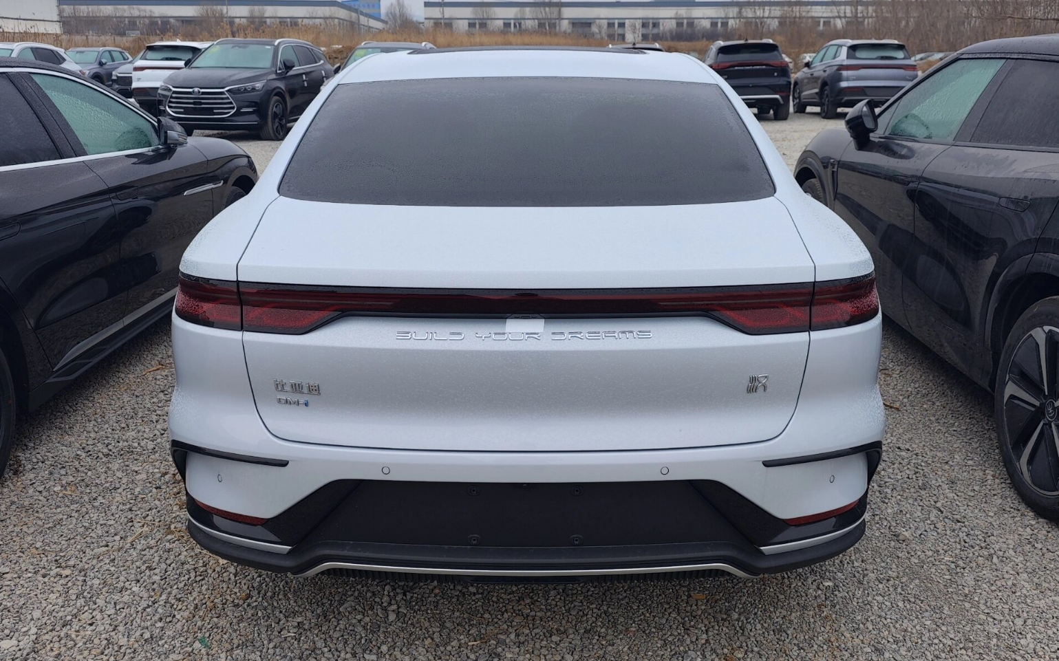 24款比亚迪汉dm-i到店,增藕韵灰内饰 dilink 5.0车机