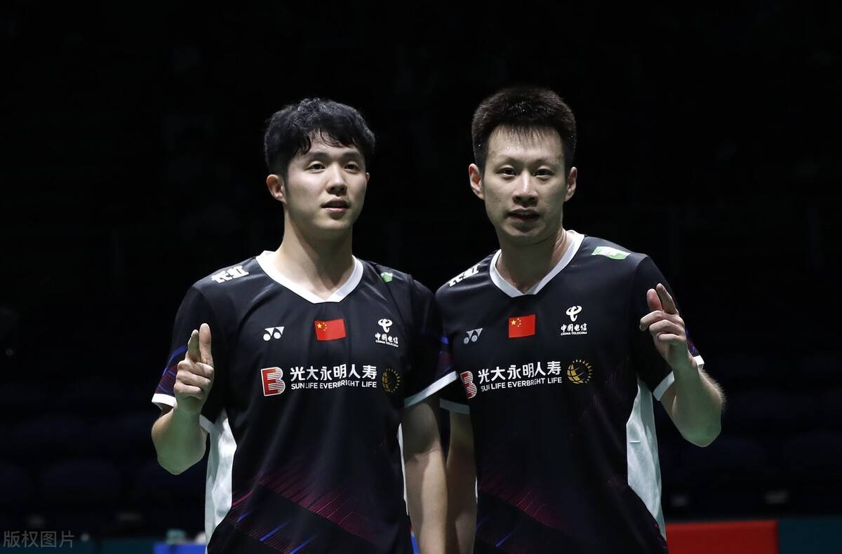 国羽逆风飞扬:何济霆/任翔宇夺冠,新星闪耀泰国大师赛