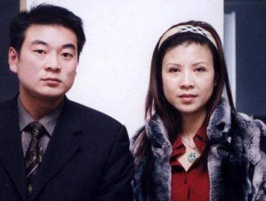 歌手杭天琪:9次登舞台,贵为乐坛歌后,女儿却成了她的心病_丈夫_电视