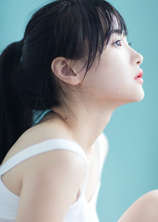 儿子马上要去外地工作了,开明的父亲说:"如果寂寞,你可以找鸡,我报销