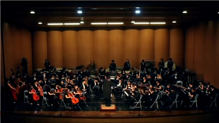 【特别推荐】聂耳经典之作《金蛇狂舞》,与家人共度难忘时光_音乐