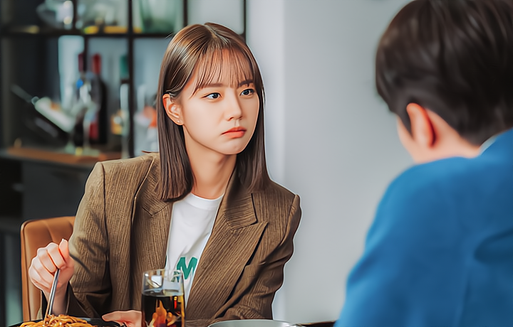 aa制婚姻15年,妻子患病需手术丈夫拿出全部积蓄,妻子提出了离婚_余冰