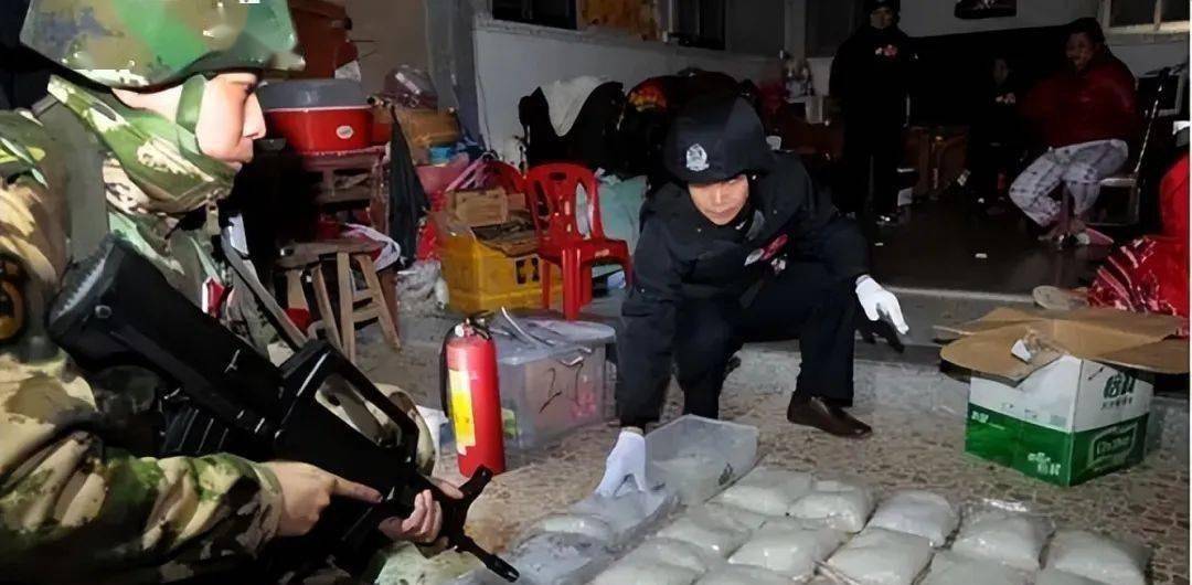 社村缉毒,海陆空武装力量齐出动,三位一体全面打击_蔡东家_贩毒_生意