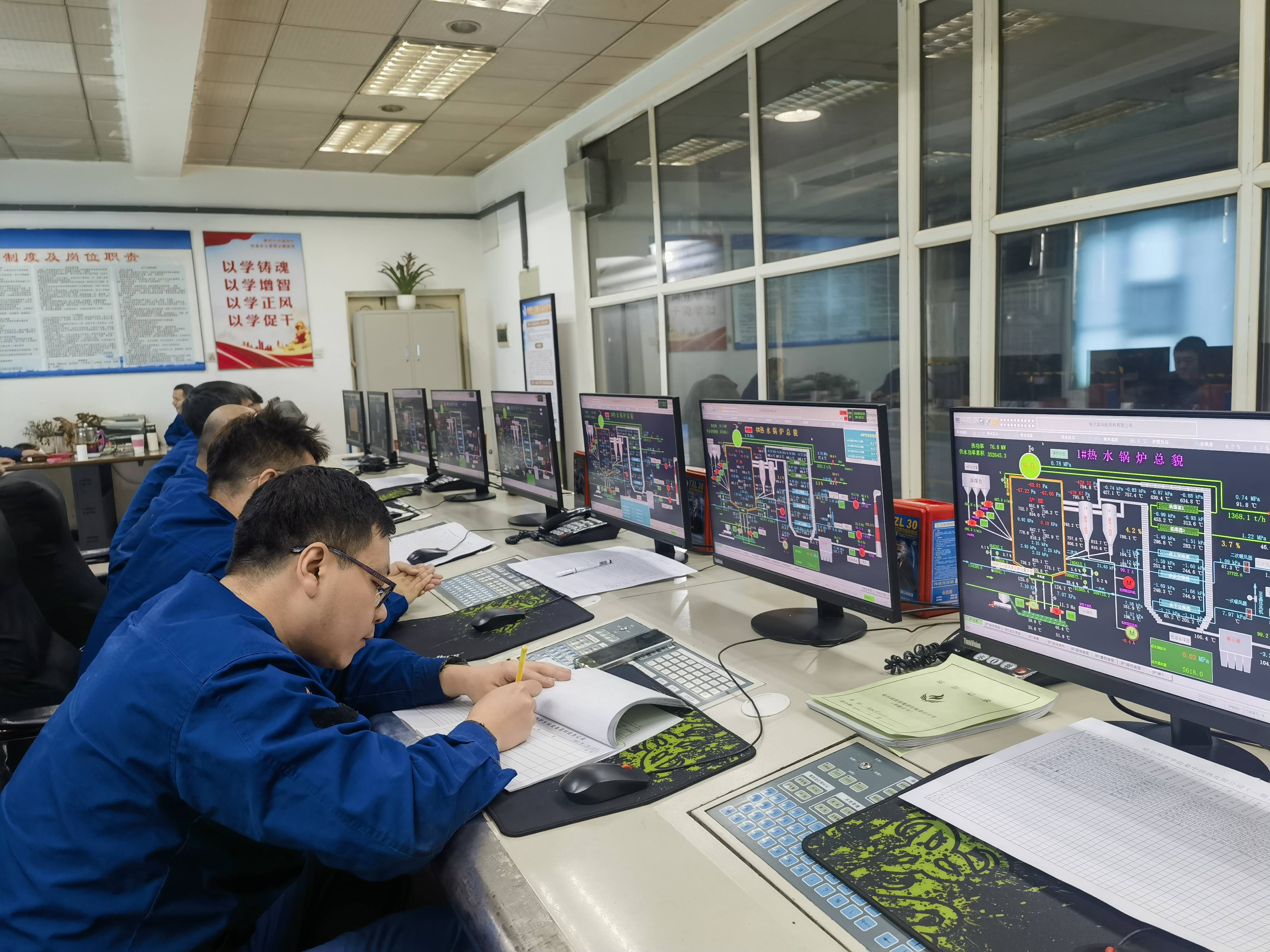 哈尔滨市热企开足马力,确保市民温暖过春节