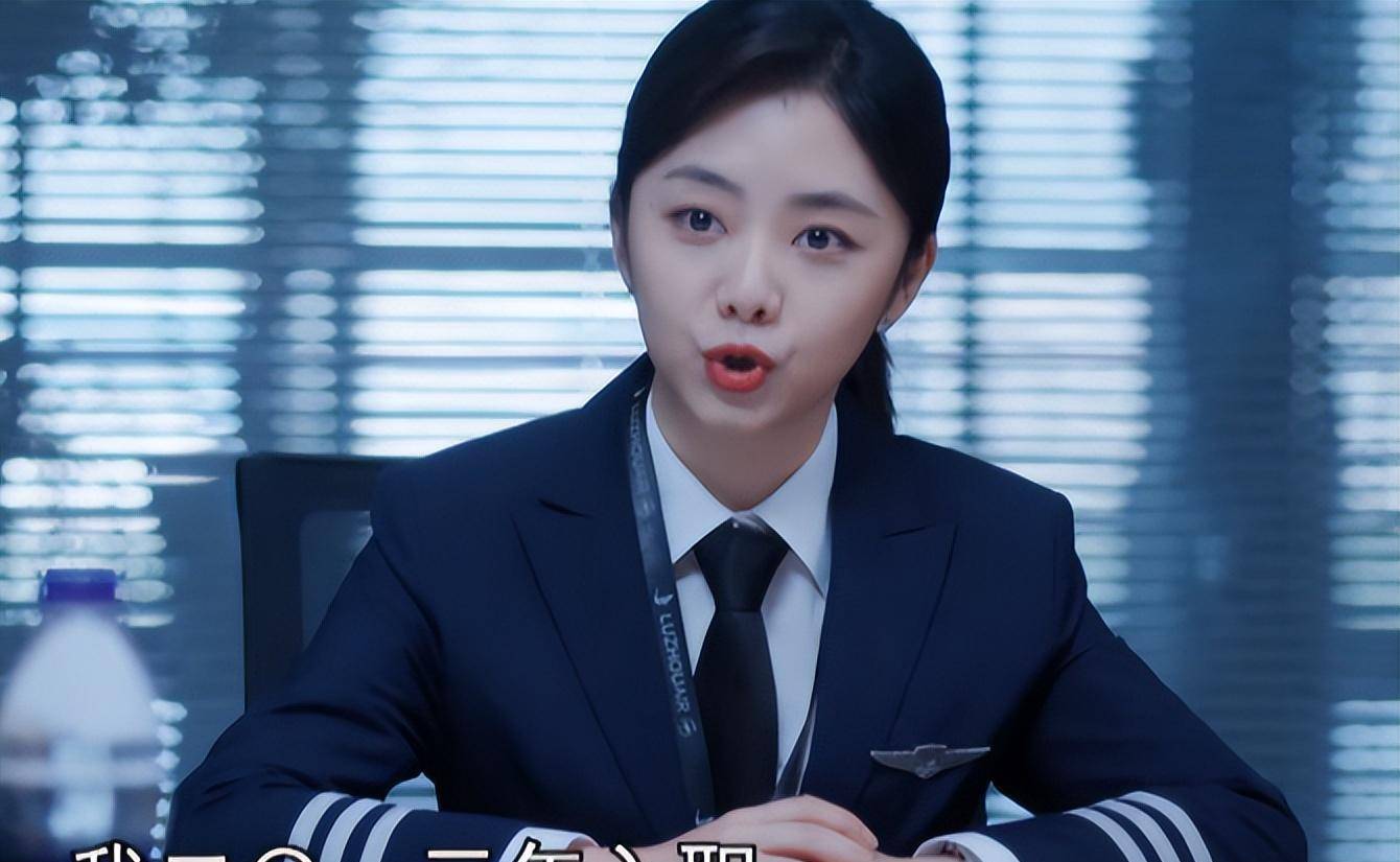 事实证明,33岁的"国民闺女"谭松韵,早已"退圈"成功_表演_演技_实力派