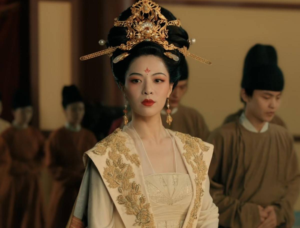 才播2集就收视破1,老戏骨们演技令观众入坑,央视古装剧有天花板了