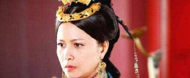 佟佳氏:嫁给表哥康熙,当了8个小时皇后,她死后康熙未
