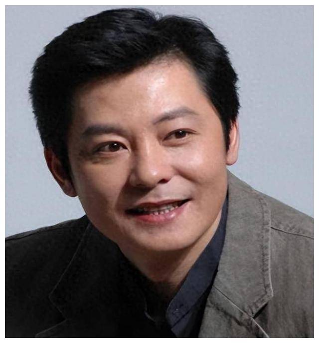 59岁演员三代移民美国,炫富夸耀,网友揭秘后鸦雀无声_孙思瀚_生活