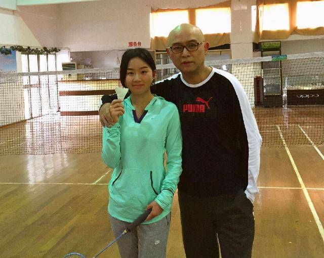 他是孟非的女儿,如今23岁太优秀,难怪郭德纲着急结亲