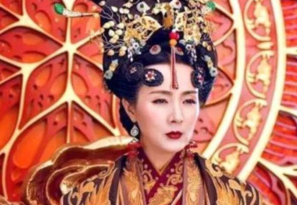 皇帝驾崩,皇后便对大臣说:杀了你老婆我就嫁给你,后结局如何?