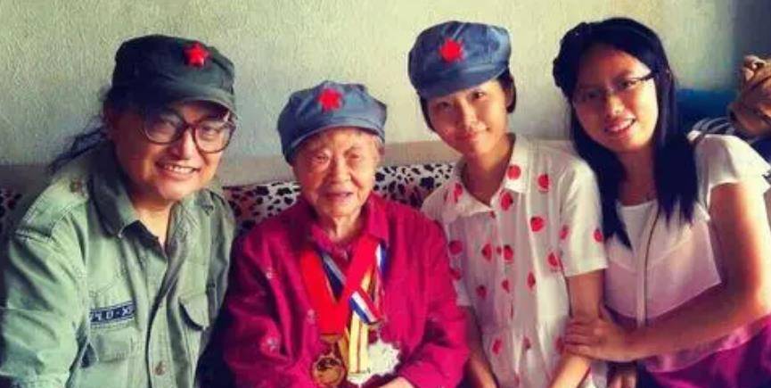 108岁女红军刘文治:带弟弟走完长征,开国上将夫人对其感念终生