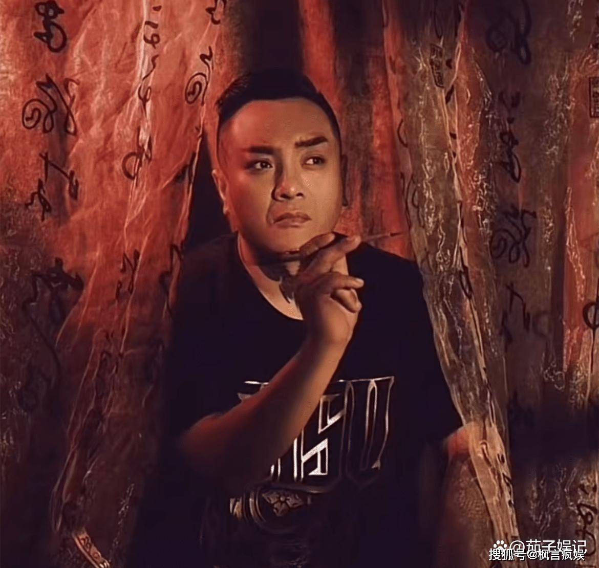 42岁"中国雾王"因劳累过度脑溢血去世,追求艺术极致令人痛心_李占山