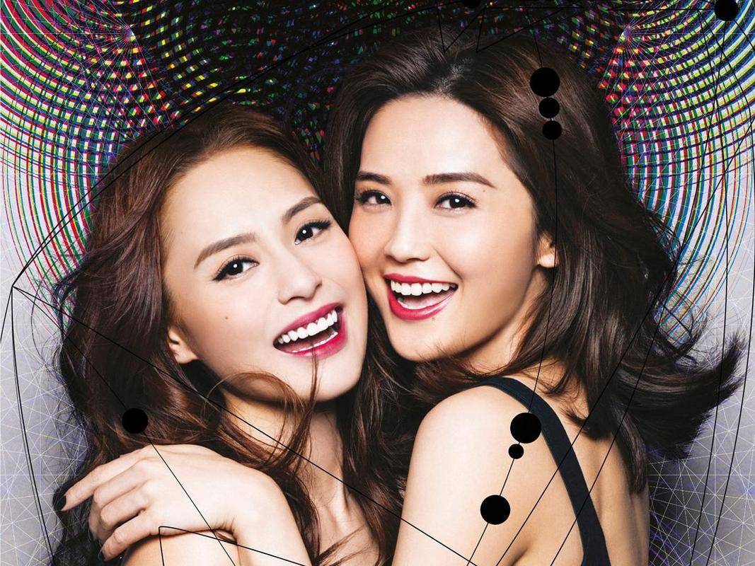 twins红馆演唱会惊喜庆祝22周年:阿娇阿sa深情亲吻