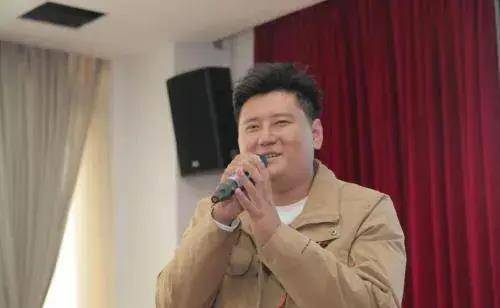 音乐诗人牛涛:30岁英才离世,抑郁症成痛点,引发对艺术