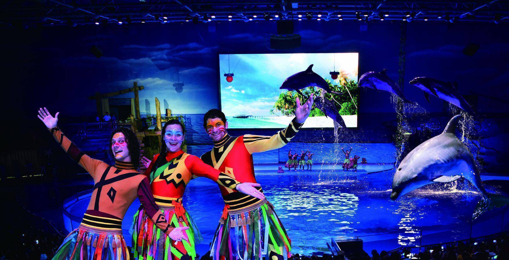 在中山区滨海中路9号,这是一座以海洋文化为主题的公园,里面集科普