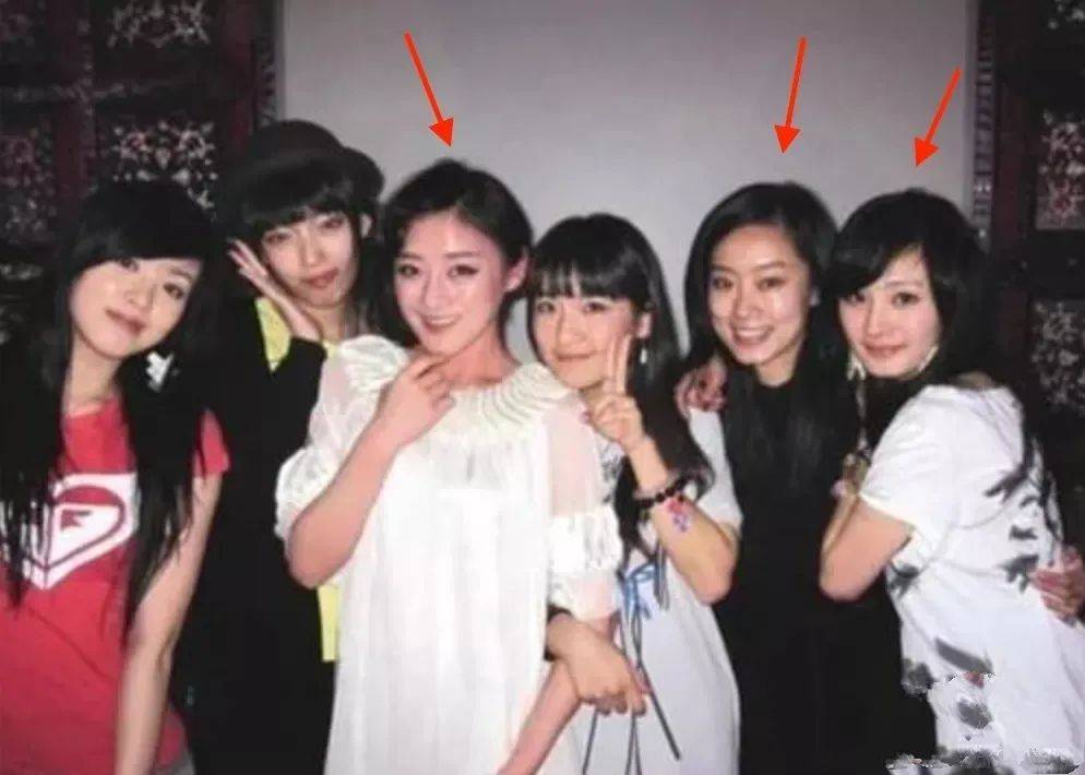 跟袁姗姗公开撕x后,于正又猛夸卢昱晓是下一站天后_张小斐_杨幂_陈晓