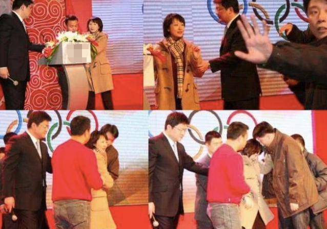 在2007年的一次电视发布会现场,张斌的妻子胡紫薇在发布会过程中右换