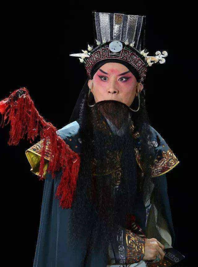 京剧名家兰文云,言兴朋何时重回舞台啊,你们的戏迷还