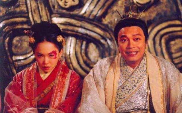 王者荣耀中的钟无艳其实是古代第一丑女子,最后居然还