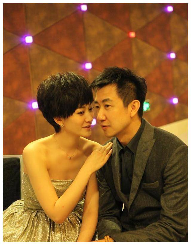 梅婷前夫李小冉前男友,如今默默伴护病重二婚妻子