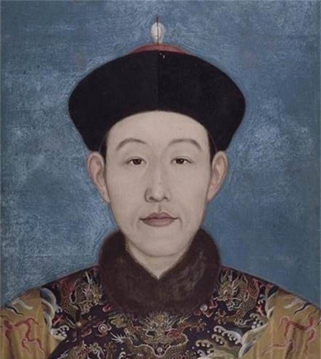 历史上真实的纪晓岚:一日御五女,一天吃十斤猪肉,活到八十二岁_因为