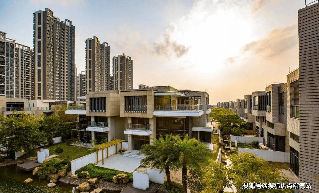 棕榈彩虹(售楼处)首页网站|中山棕榈彩虹欢迎您|地址_价格_户型_详情