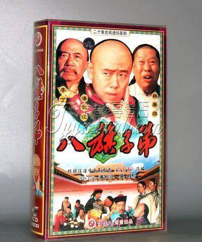 多才多艺的潘长江还是位集笑星与歌星于一身的双料人物,早在87年就在