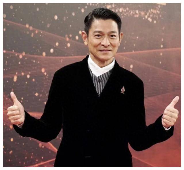 刘德华主演《天下无贼》,导演宁浩遗憾未揭秘幕后趣闻!