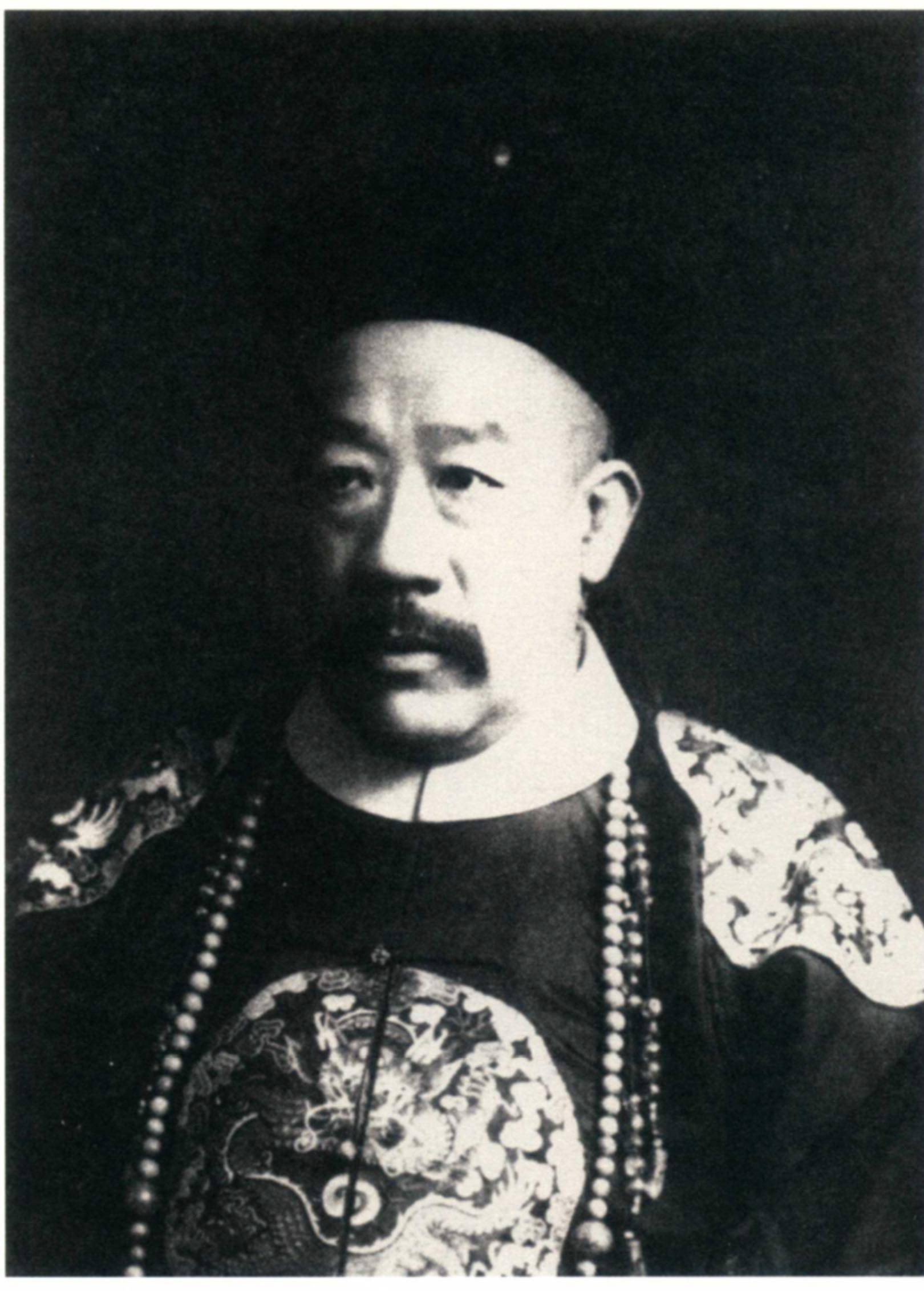 普通的吃喝玩乐,他们能玩