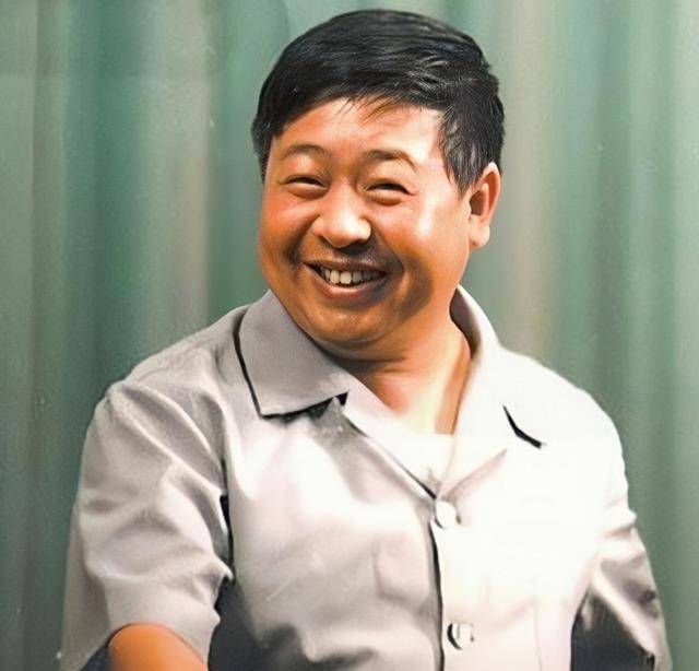 1989年,马季国外演出,被冷落后提出一个主意,总理:中国好样的_赵炎