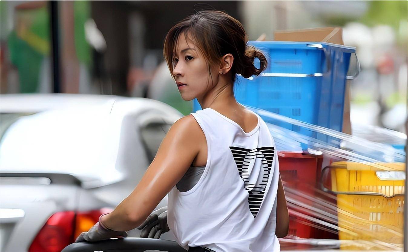香港最美搬运工,参加相亲节目被富二代抱走,后来怎样了_朱芊佩_工作