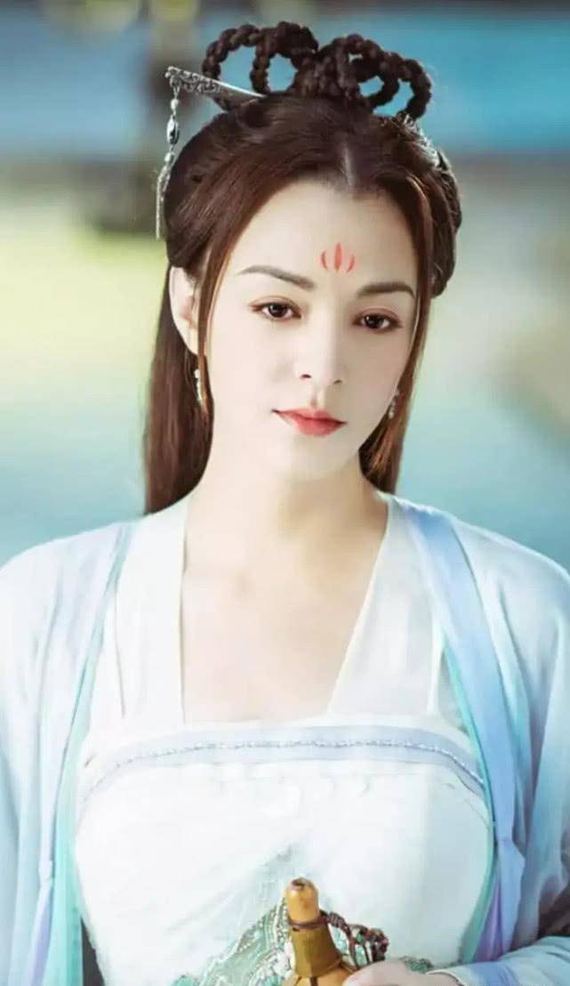 中的大公主其实就是她饰演的,而在这之后的电视剧《神鬼八阵图》中