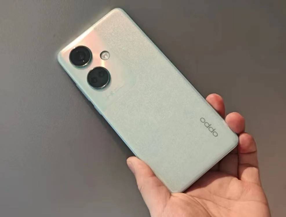 oppo:骁龙782g 2160hz 5000mah,256gb仅1449元_用户