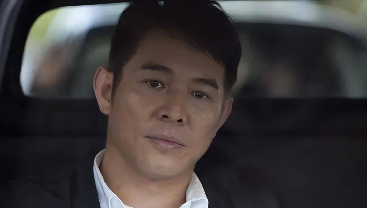 李连杰老的可怕,评论区很不友善 为何常年公益,却没有好人缘?