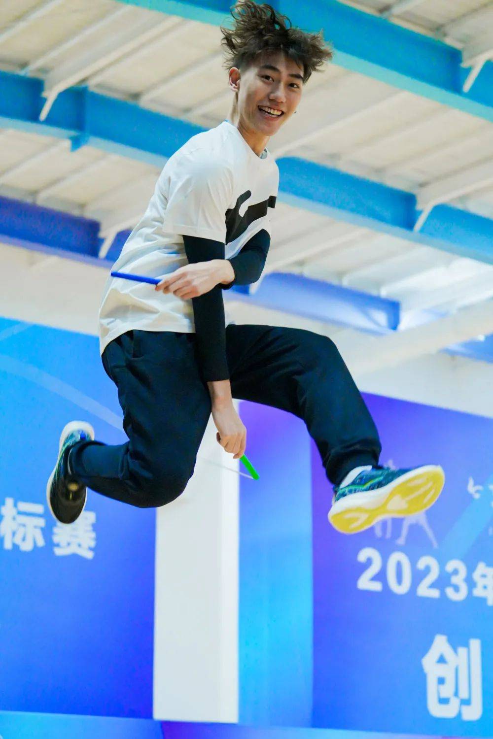 吉林市18岁少年两创跳绳吉尼斯世界纪录_运动_力量_训练