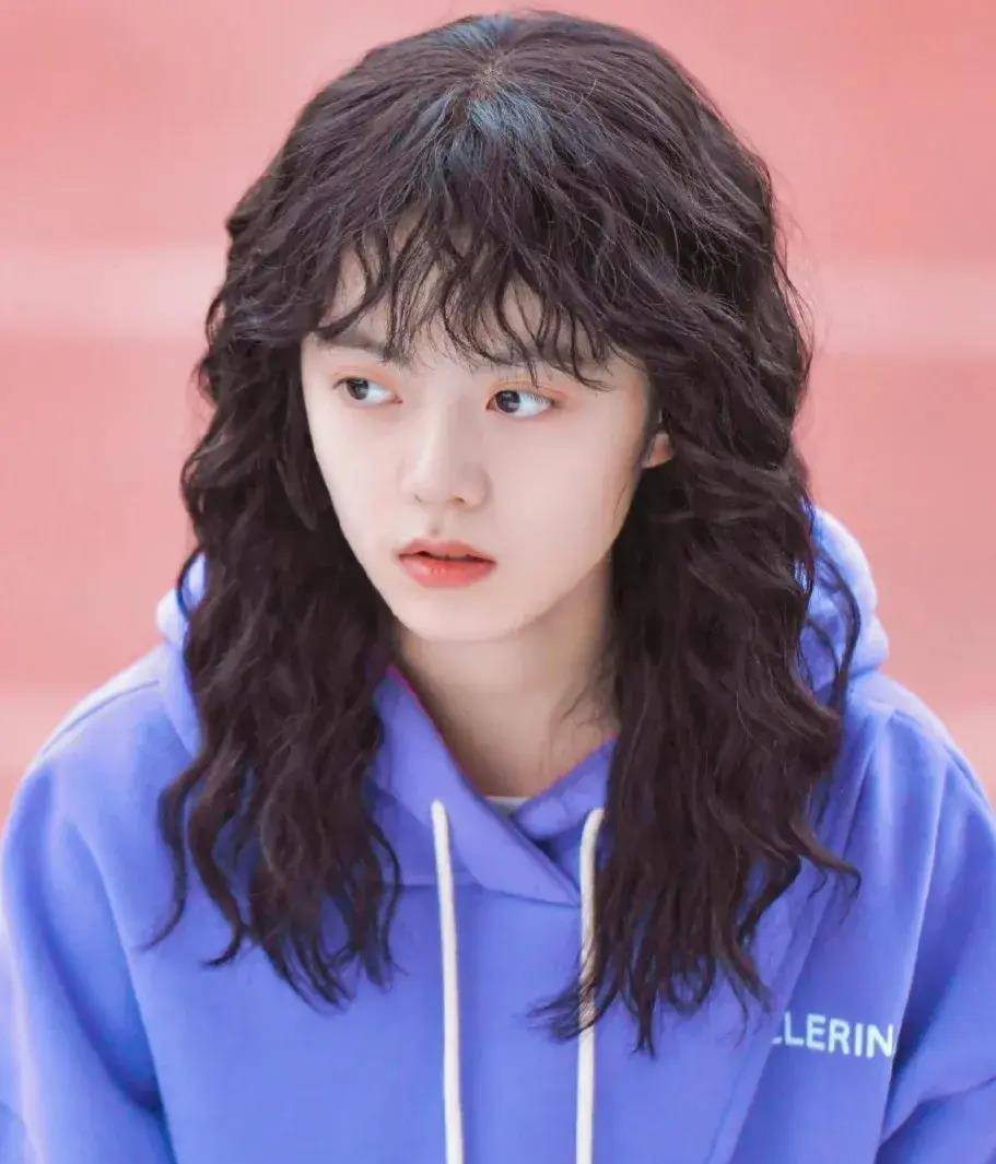 网友投票出10位最适合演校园剧的女明星,这一位绝了_角色_表演_观众们